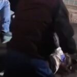 शहर के व्यस्ततम चौराहे पिटती रही युवती