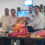 बीईओ सरेनी का बीएसए पद पर प्रोन्नत पर बधाई का तांता